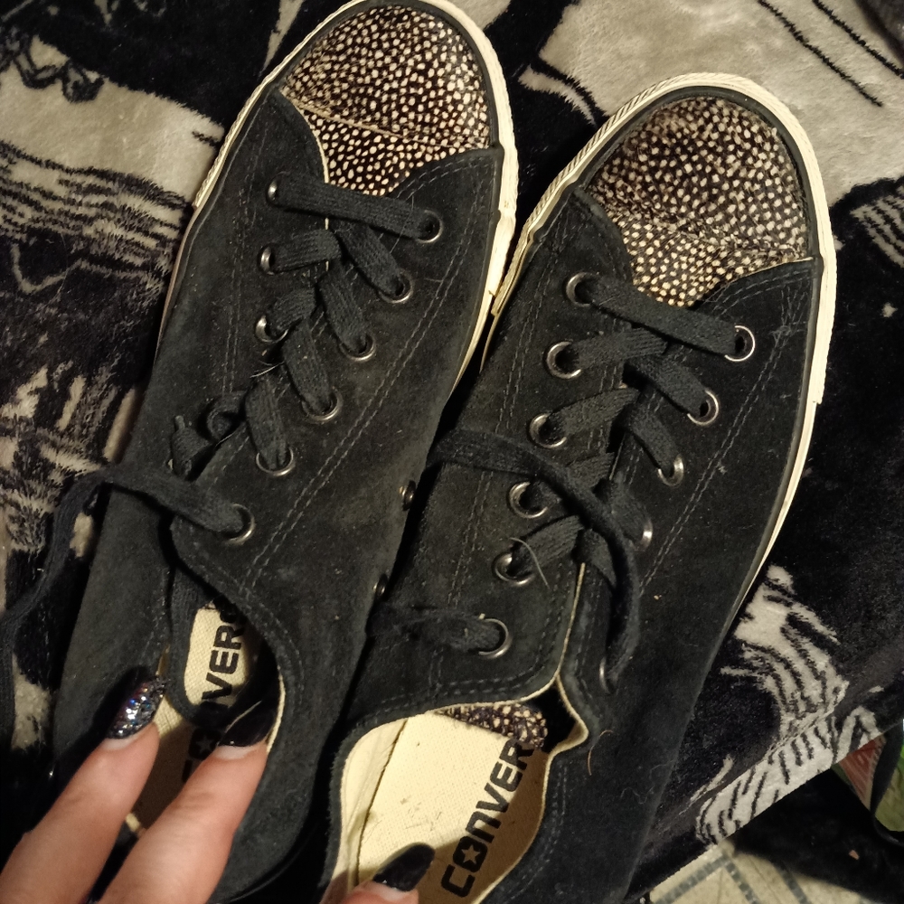 Converse